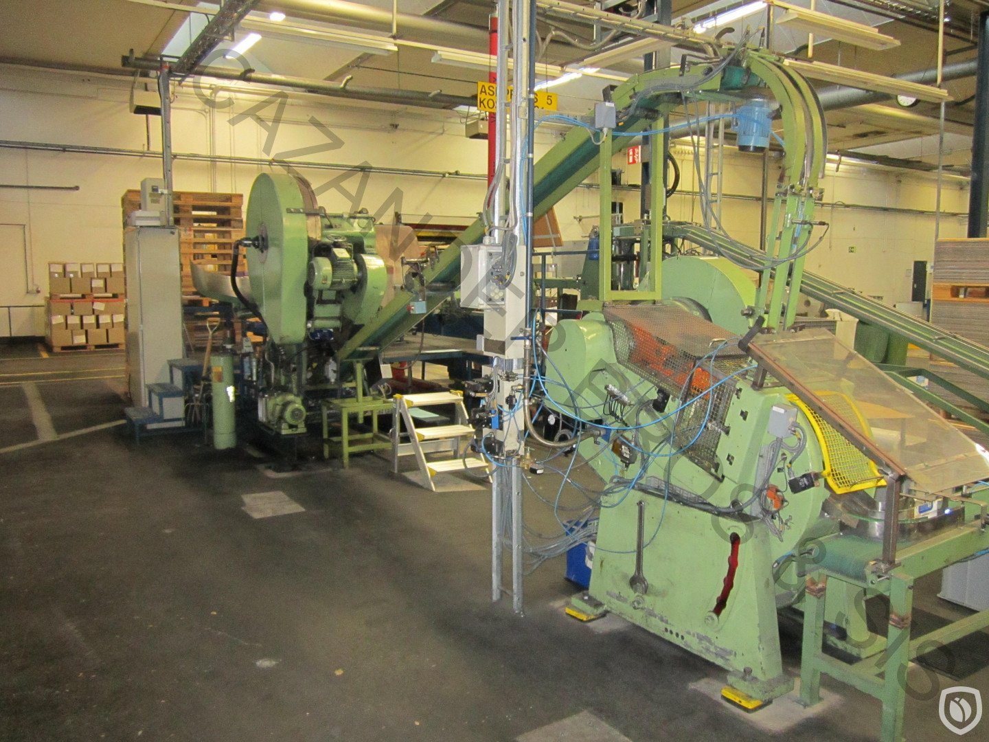 Karges-Hammer ligne pour BOÎTES profondes de 200 grammes