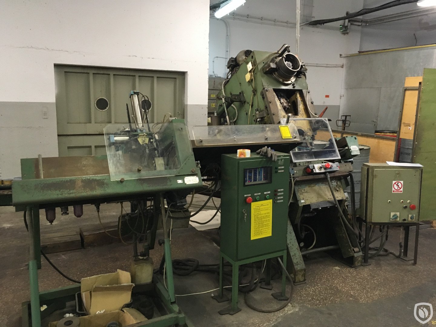 Ligne de production de boîtes profondes Ø D99 200-300 grammes
