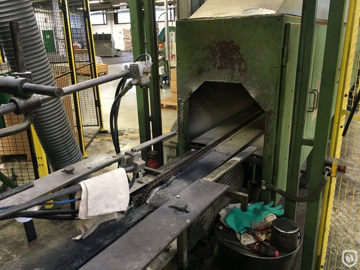 inside outside lacquer