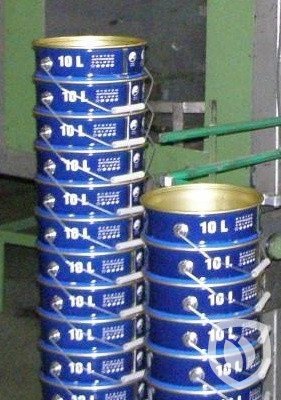 Ligne de production manuelle de seaux coniques de 5 - 12 litres