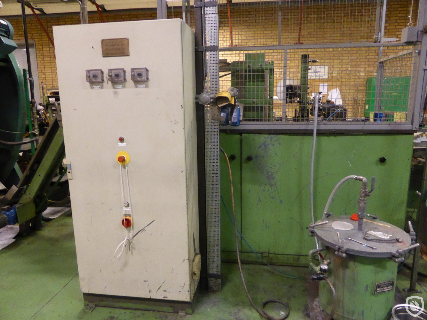 Ligne de production de fonds de Ø 217mm