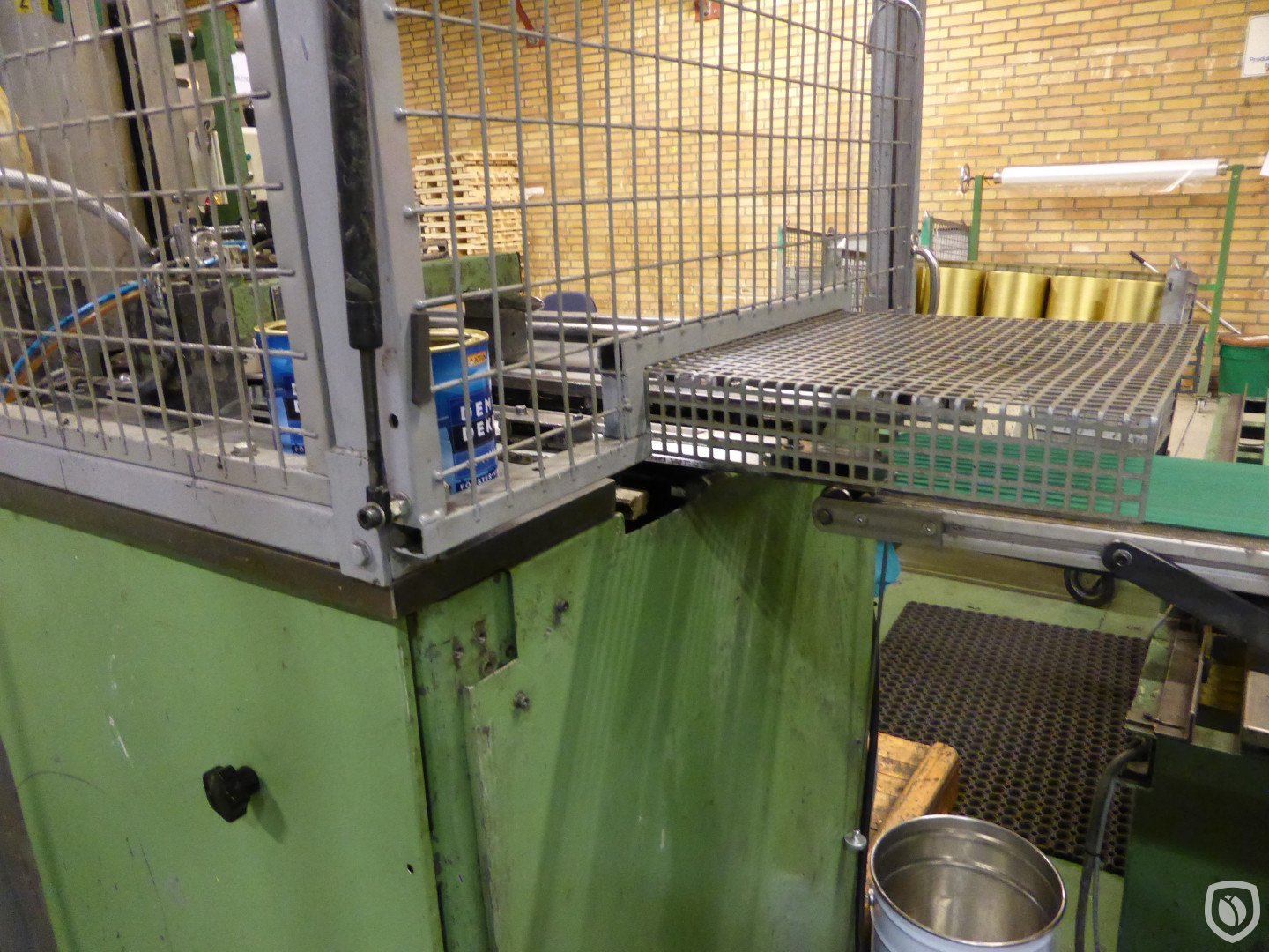 Ligne de production de fonds de Ø 217mm