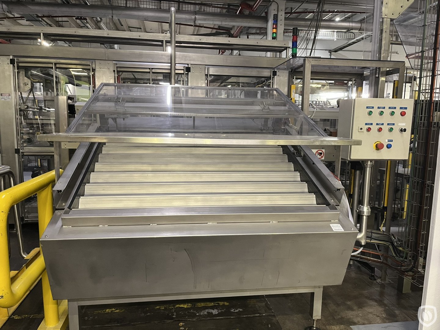Canline trayfeeder
